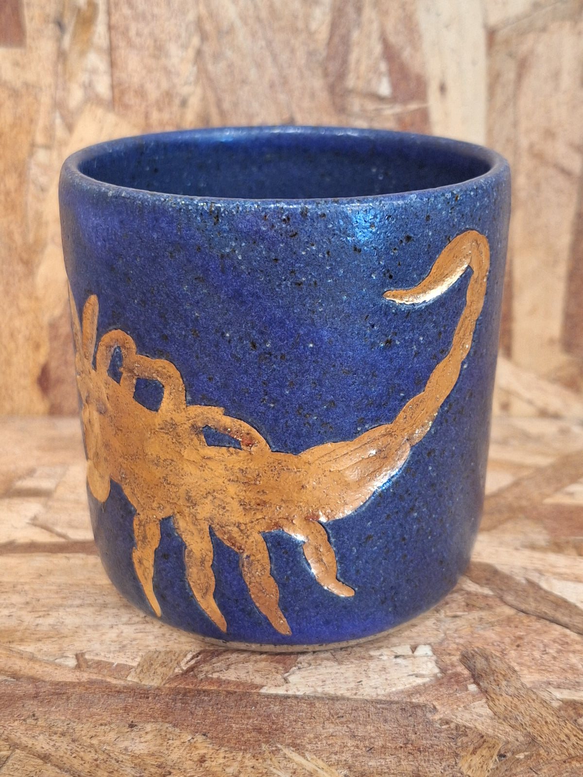 Scorpion Tumbler Gold