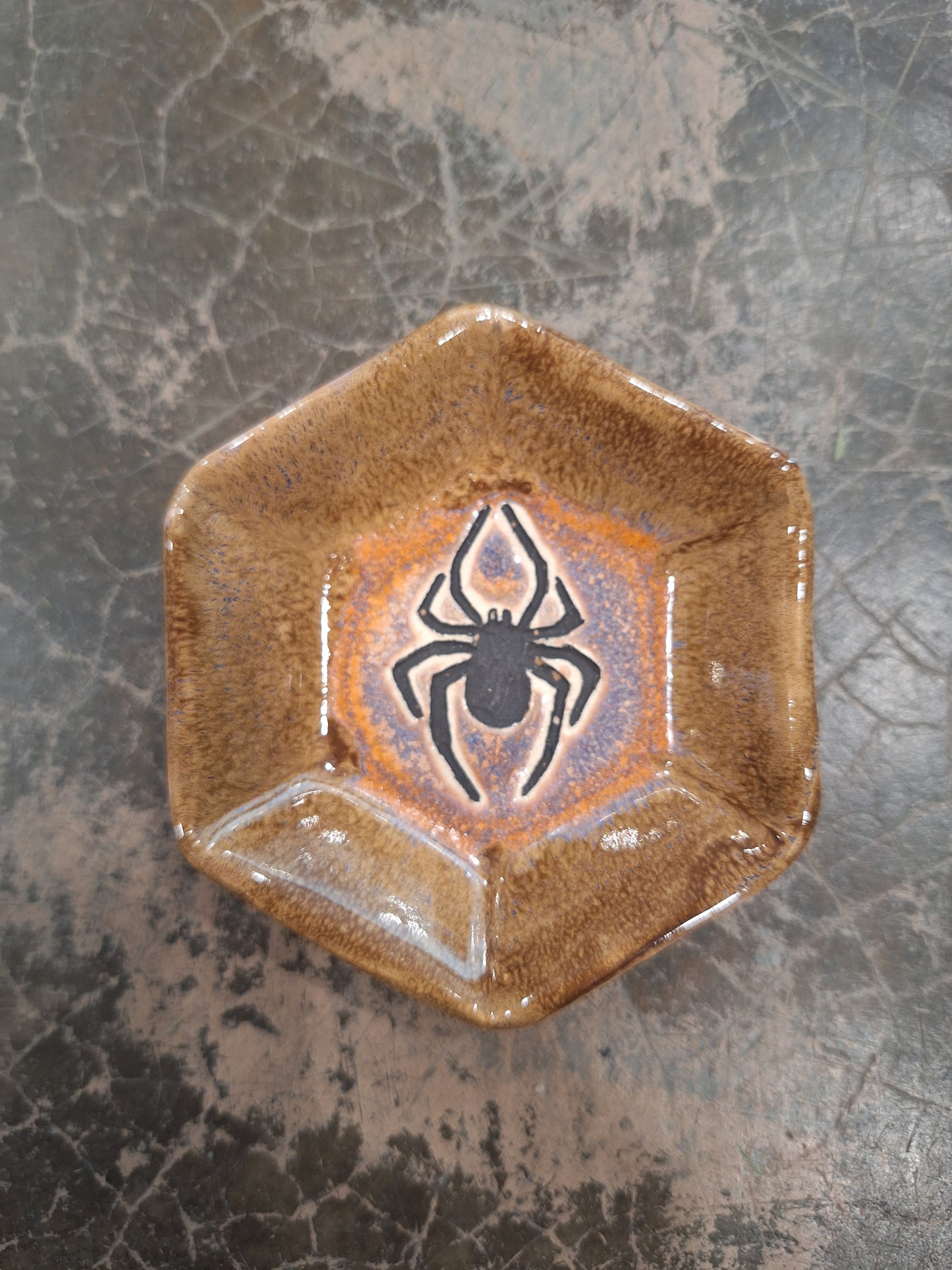 Spider Plate Hexagon Mini