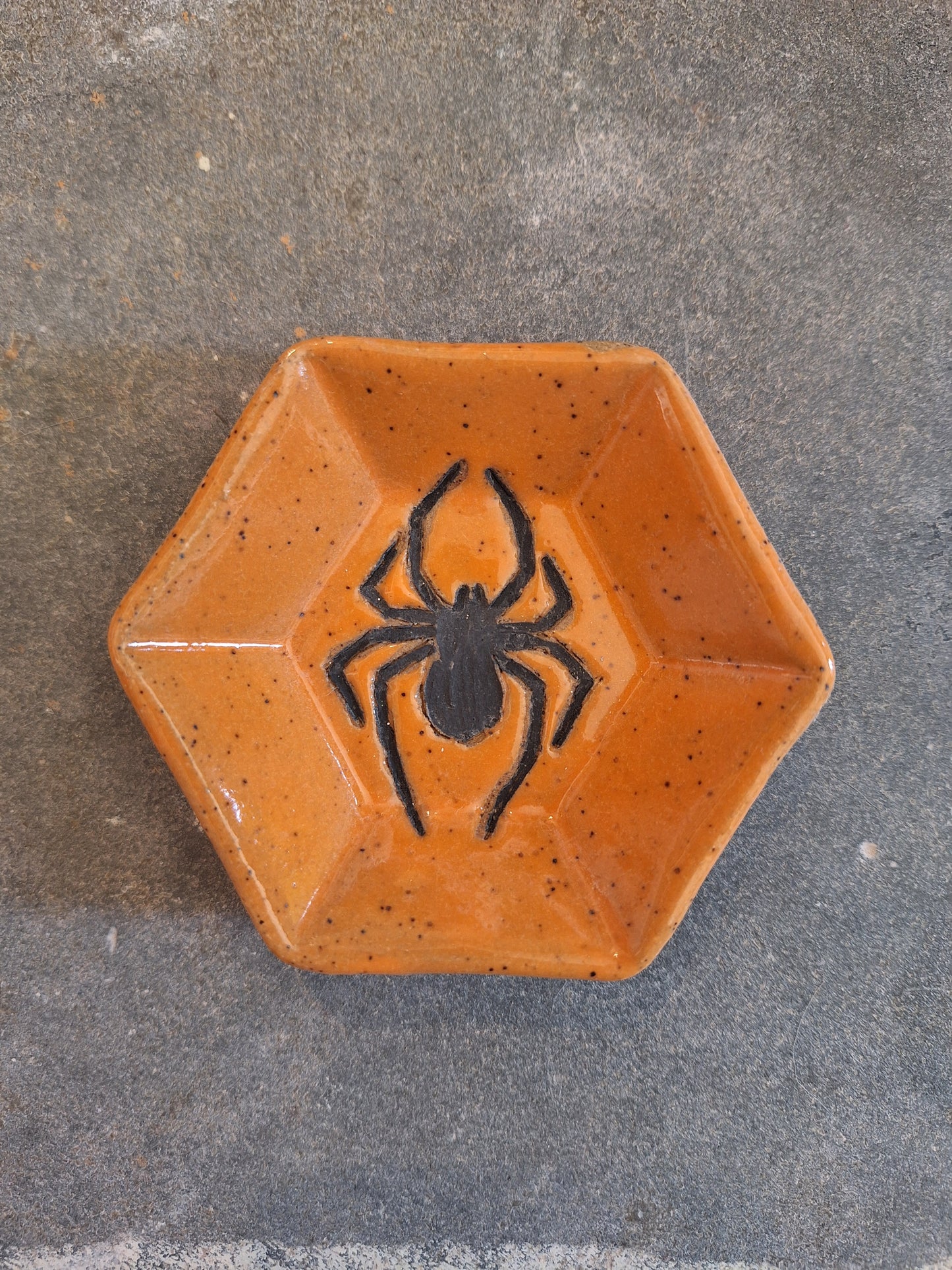 Spider Plate Hexagon Mini
