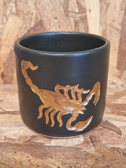 Scorpion Tumbler Gold