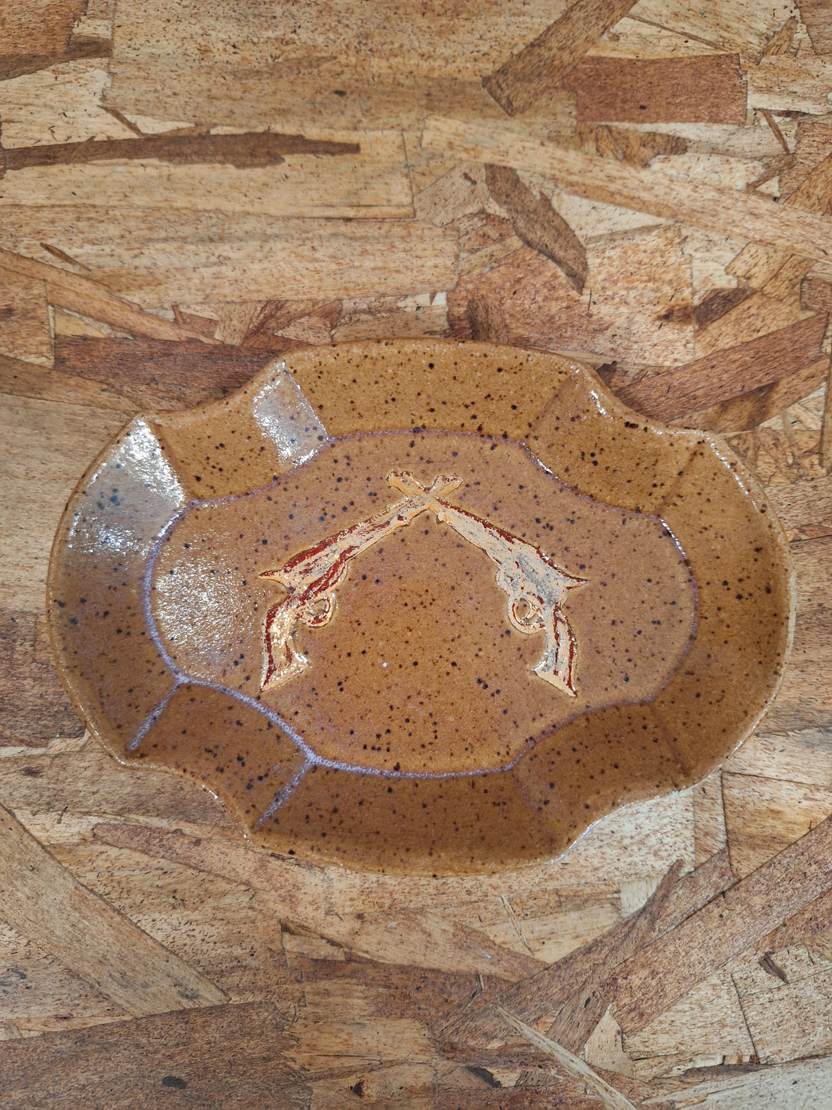 Pistol Plate Scalloped Oval