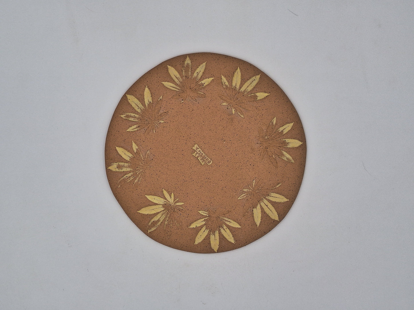 Weed Leaf Plate Round
